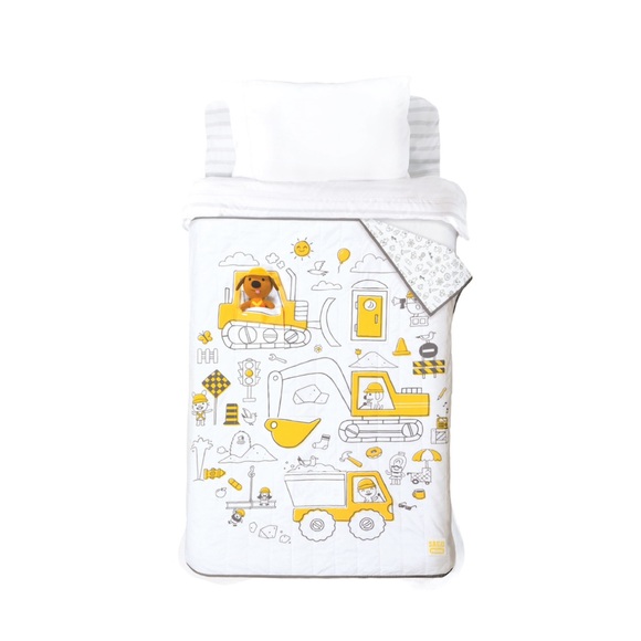 NIB Sago Mini Tuck Me In Quilt Trucks and Diggers - Picture 1 of 8